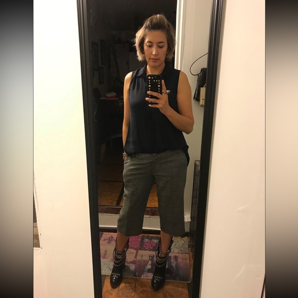 T3 - Selé wool capri shorts - Picture 3 of 11